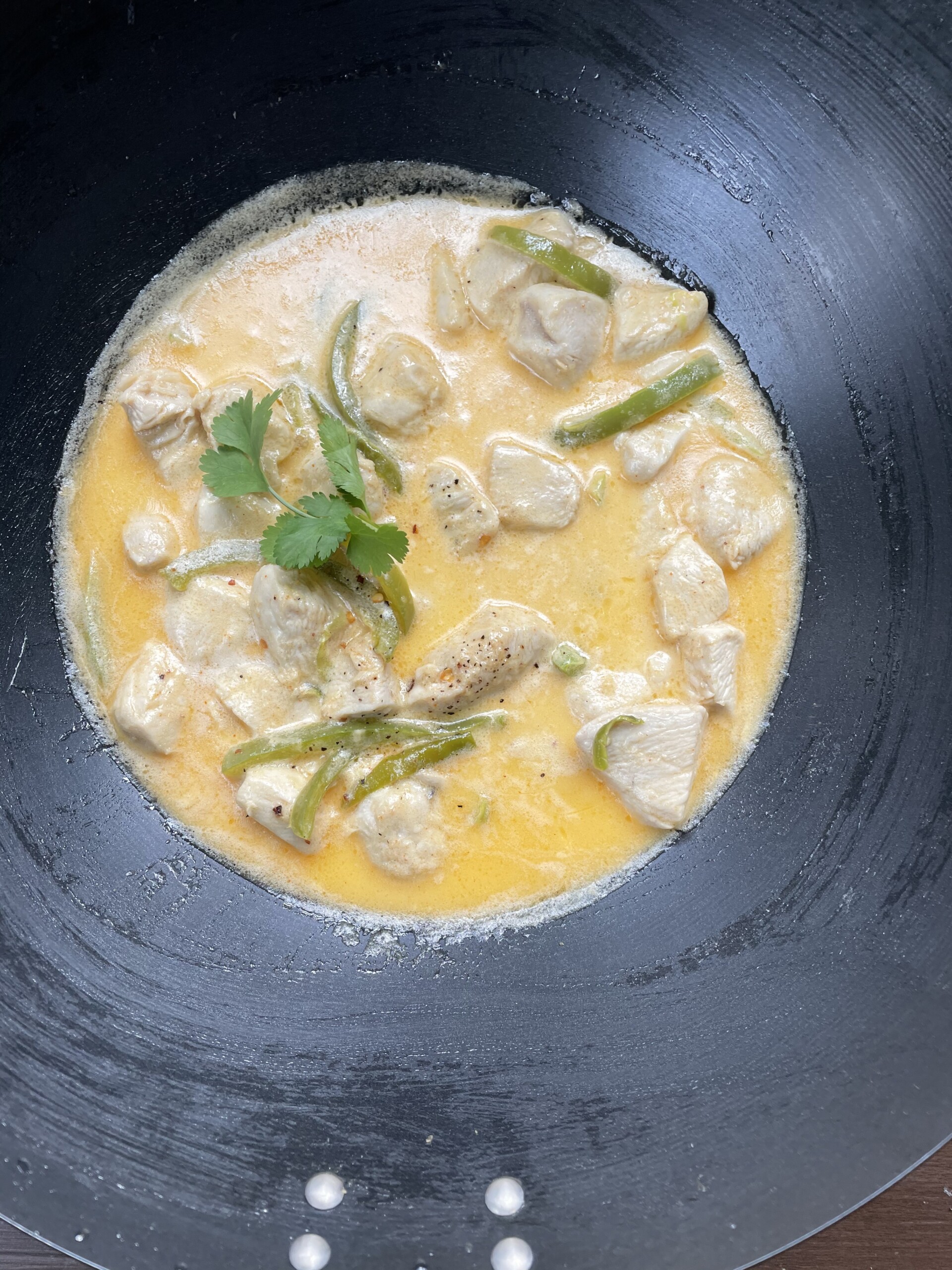 Reshmi Chicken Paneer with Green Bell Pepper and white creamy sauce from Pakistan